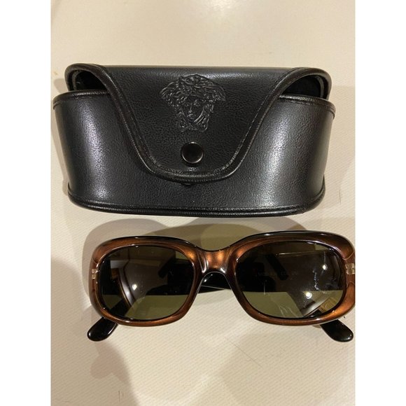 Versace | Accessories | Gianni Versace Ladies Vintage  display picture 2